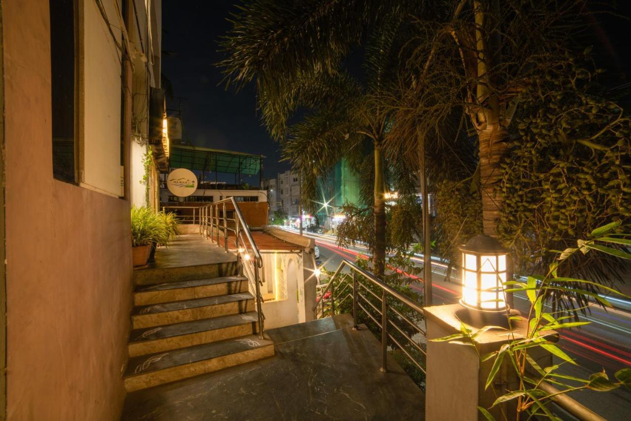 Hotel Searock Visakhapatnam Buitenkant foto
